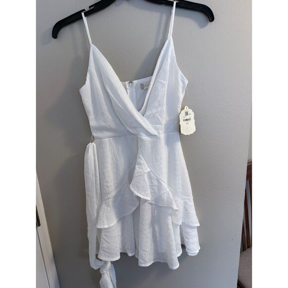 Altar'd State Dresses & Skirts - Altar'd State White Ruffle Mini Dress - NWT - Size Small